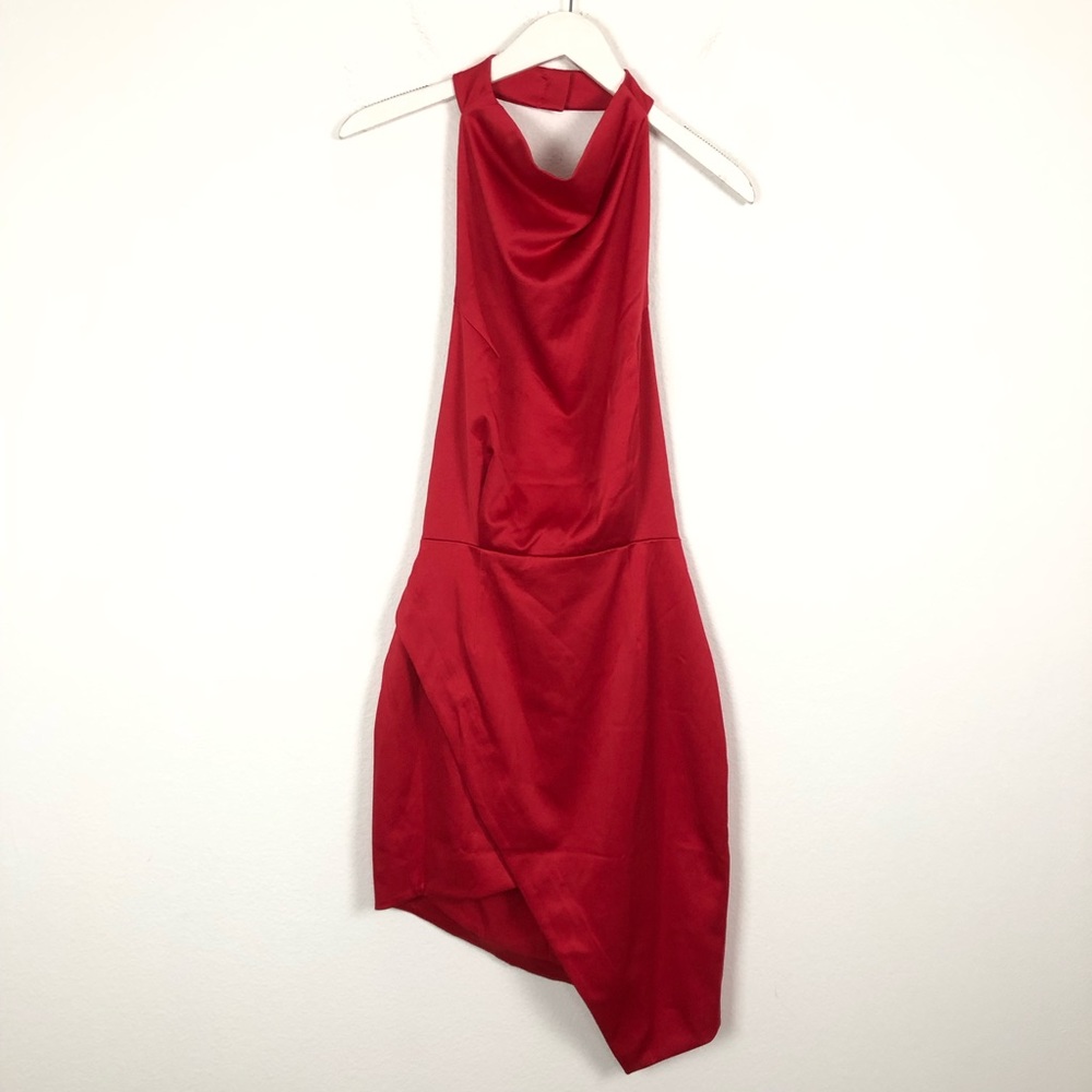 Elliatt Red Mini Dress - Picture 6 of 11
